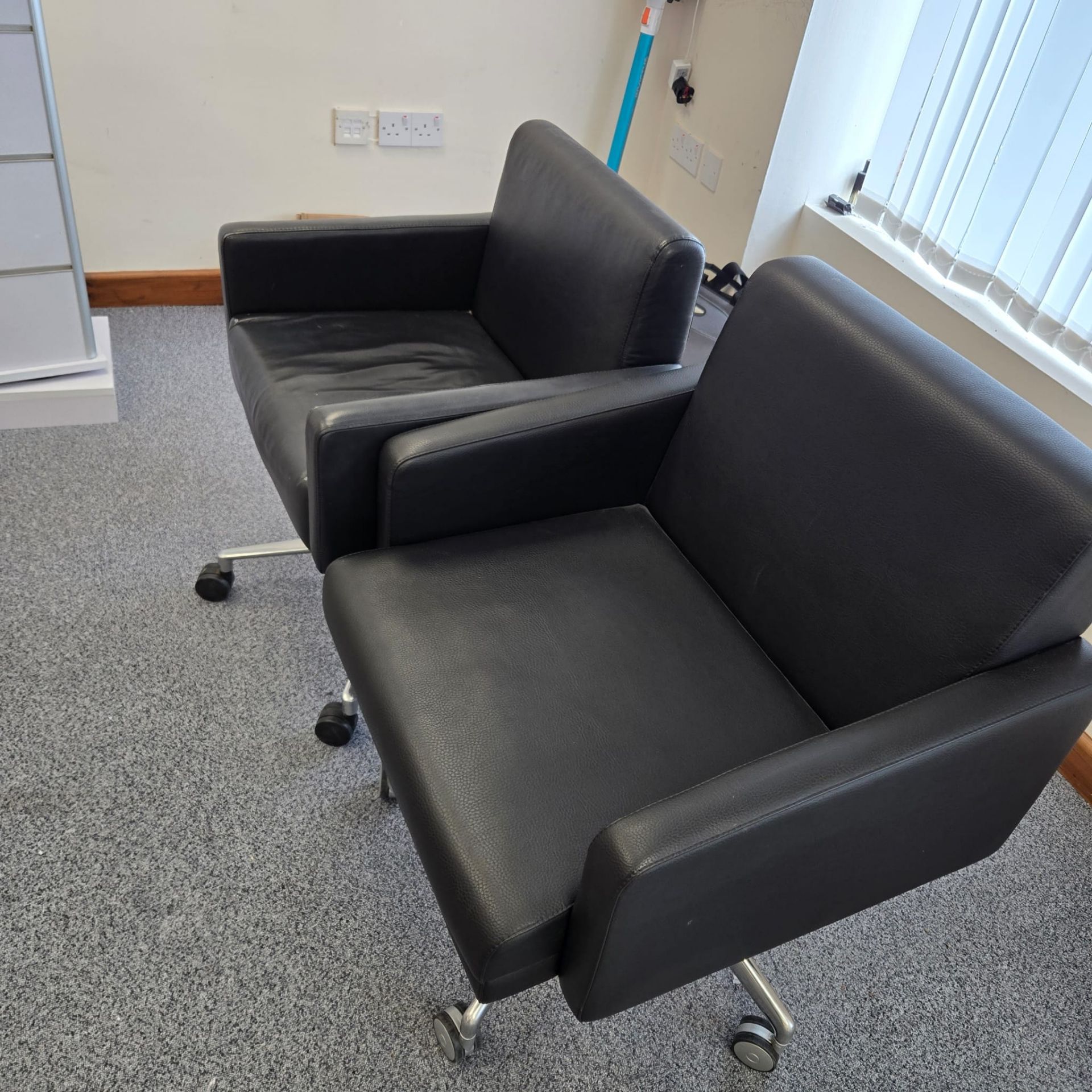 2 X BOSS HIGH-END RECEPTION CHAIRS – USED – RRP £399 EACH - Image 2 of 2