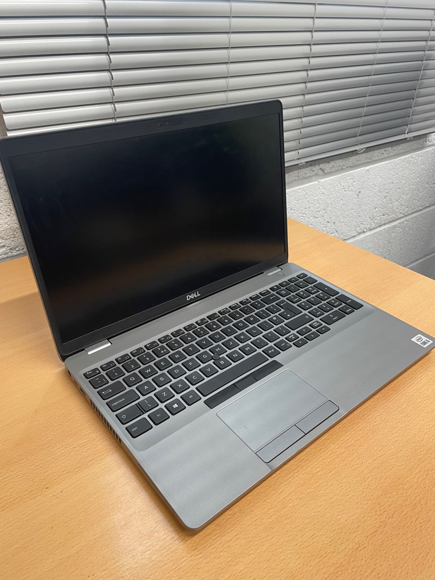 DELL LATITUDE 5510 LAPTOP | CORE I5-10210U | 8GB RAM | 256GB NVME | GRADE B - Image 2 of 3
