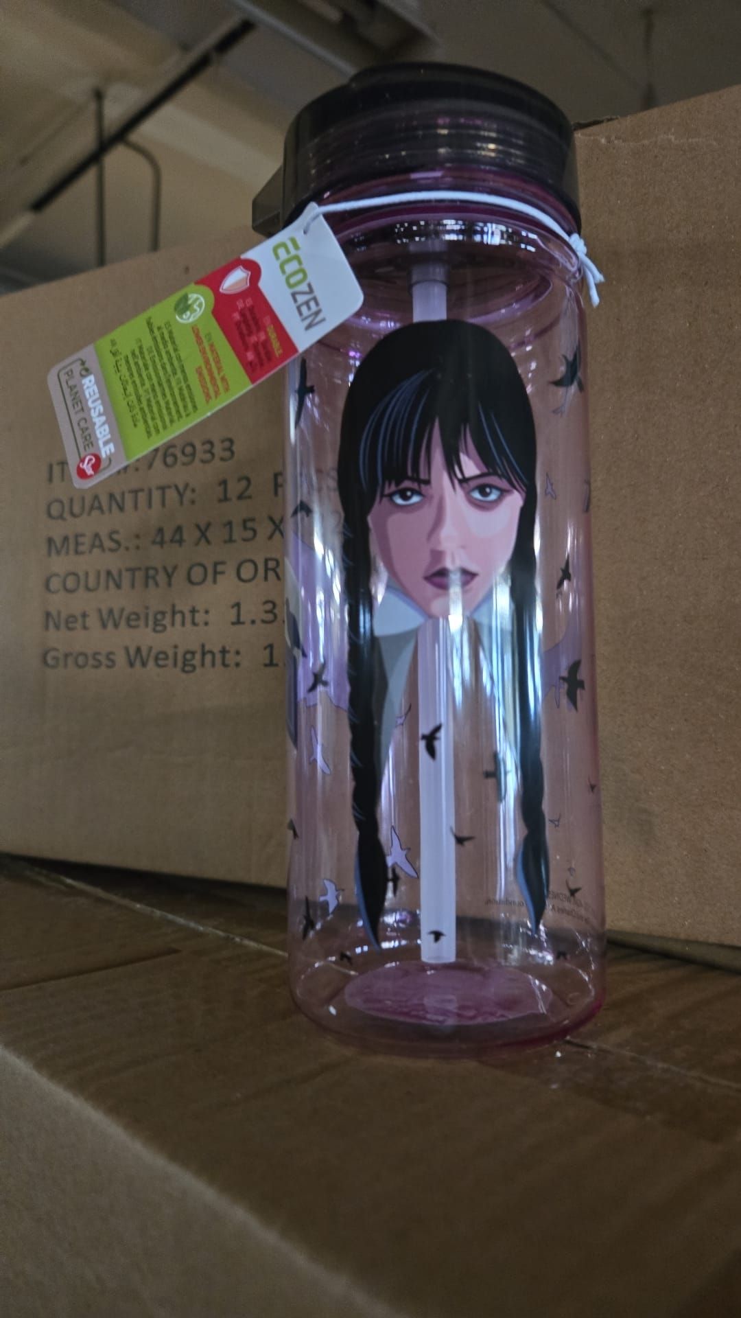 1 PALLET – 100 X WEDNESDAY ADAMS HYDRATION BOTTLES, LICENSED PRODUCT, NEW WITH TAGS - Image 2 of 2