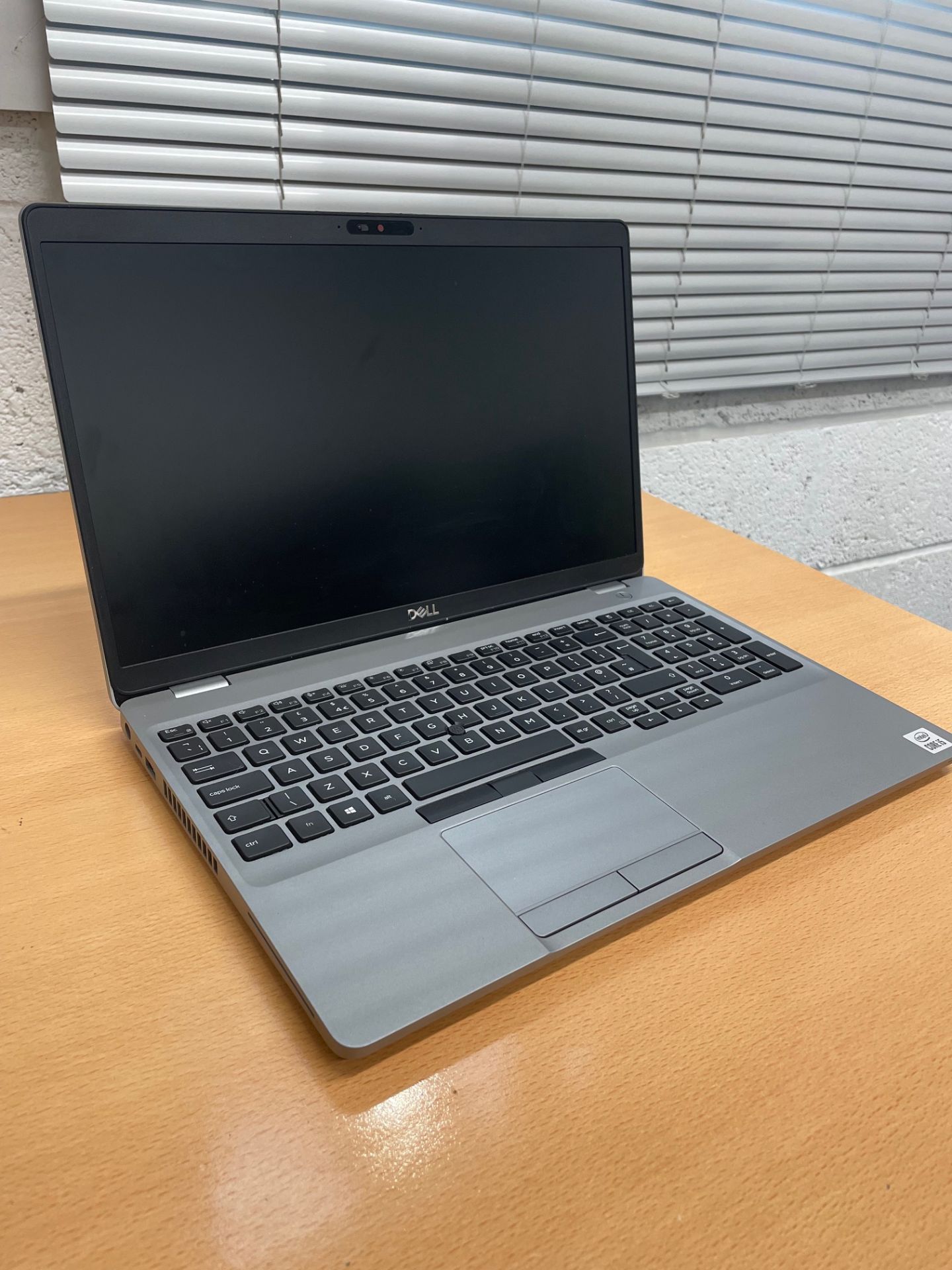 DELL LATITUDE 5510 CORE I5-10210U 8GB RAM 256GB NVME SSD LAPTOP – GRADE B - Image 2 of 3