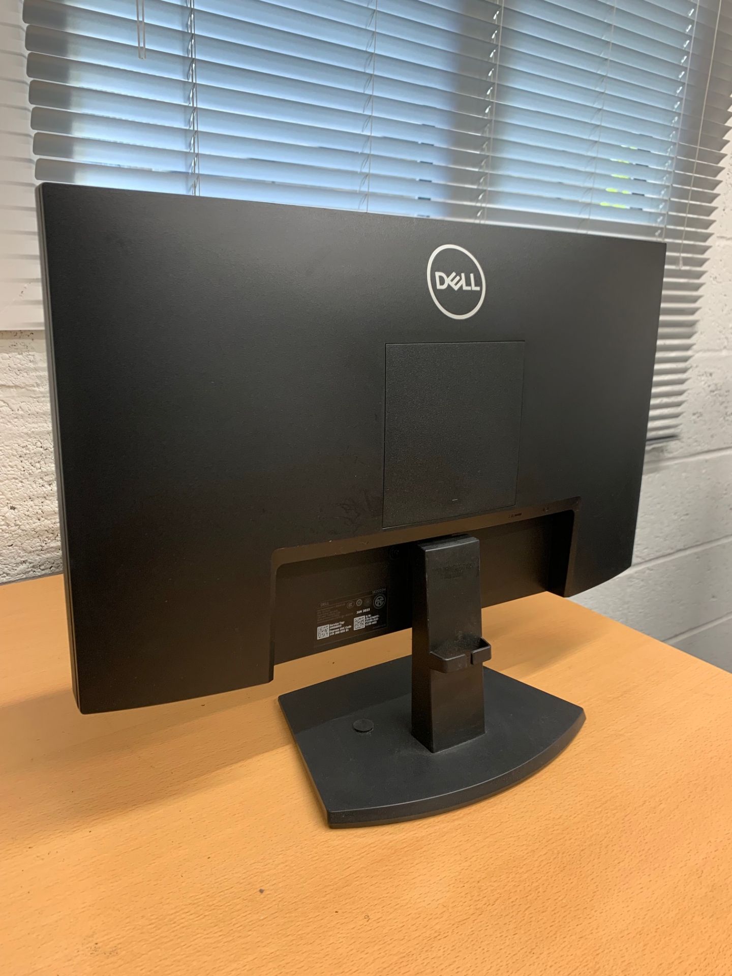 DELL SE2222H 22-INCH FULL HD FLAT PANEL MONITOR – GRADE B | JAN 2023 - Image 3 of 3