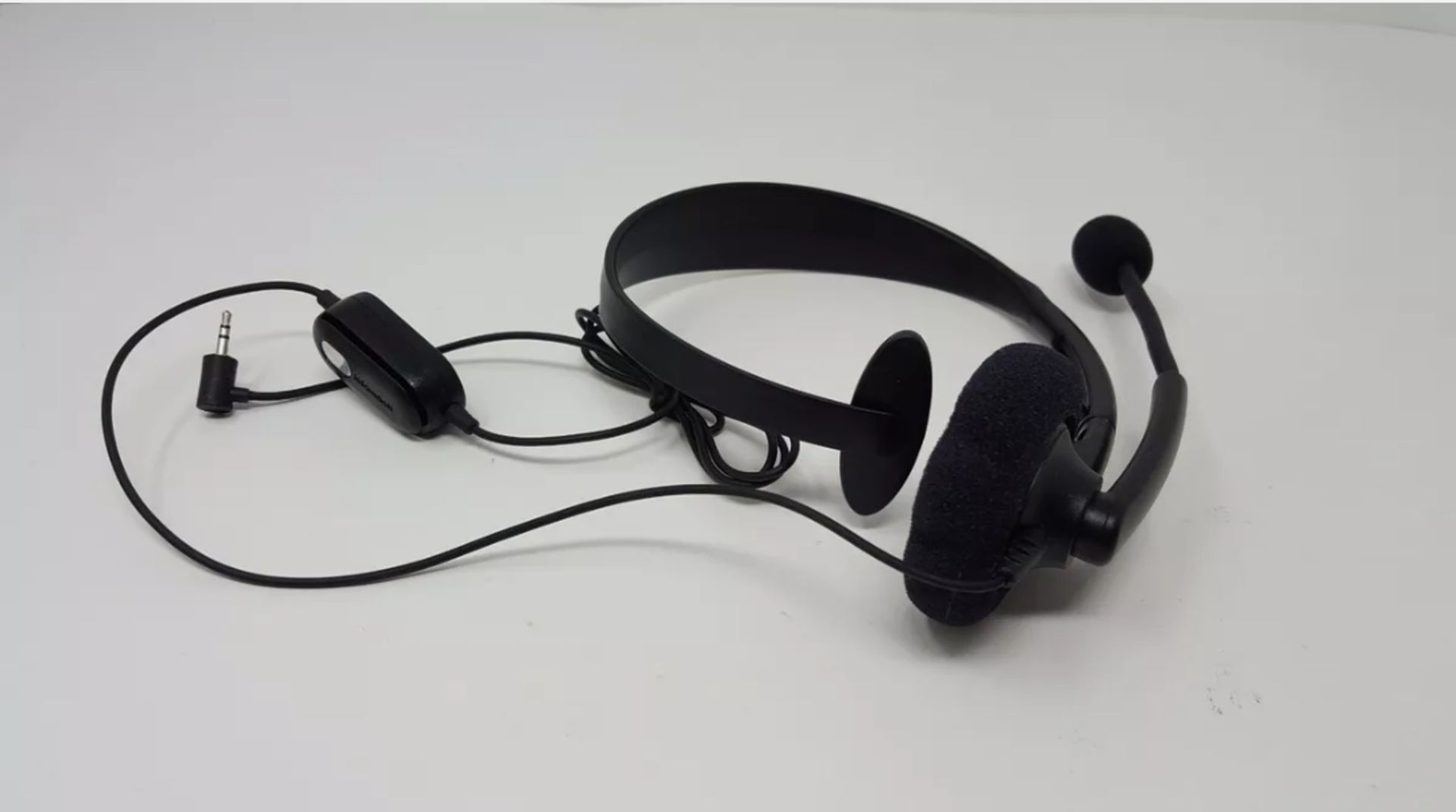 150 X BRAND NEW GENUINE OFFICIAL MICROSOFT XBOX 360 HEADSET & MIC WITH MUTE SWITCH - Image 2 of 5