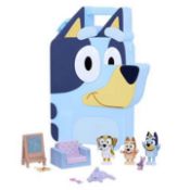 20 X NEW BLUEY DELUXE COLLECTOR CASE WITH FIGURES