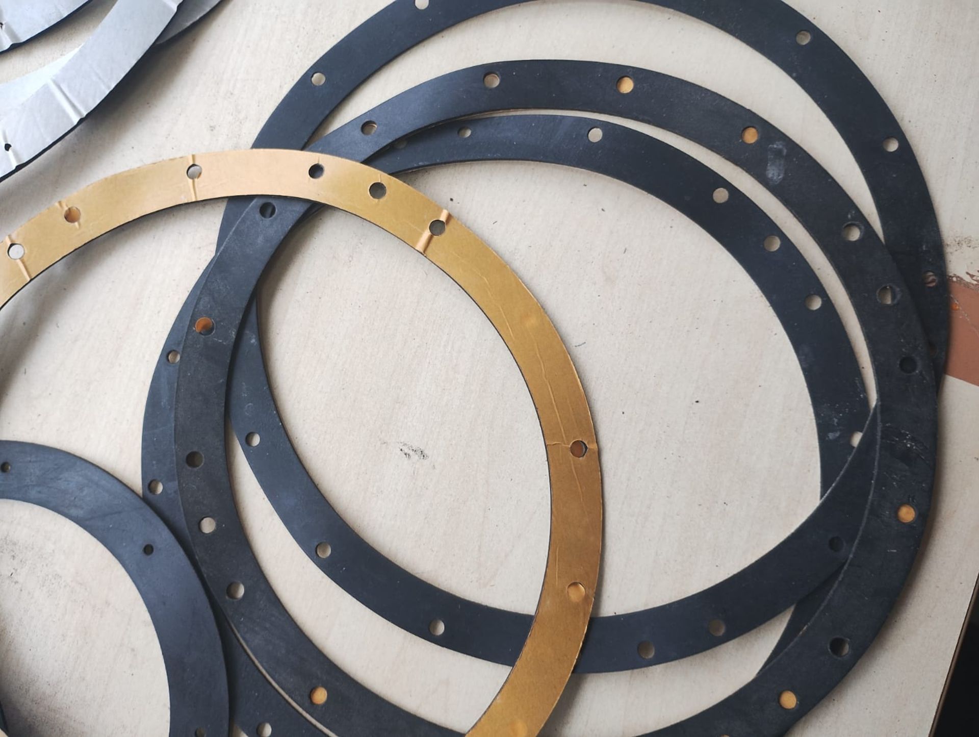 JOBLOT OF 16 - BRAND NEW SWIMMING POOL PUMP GASKETS AND SEALS - MIXED SIZES - Image 6 of 7