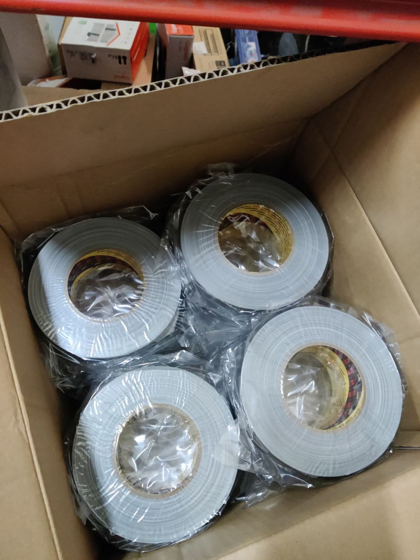 X15 ROLLS OF 3M EXTRA HEAVY DUTY DUCT TAPE SILVER - Image 2 of 3