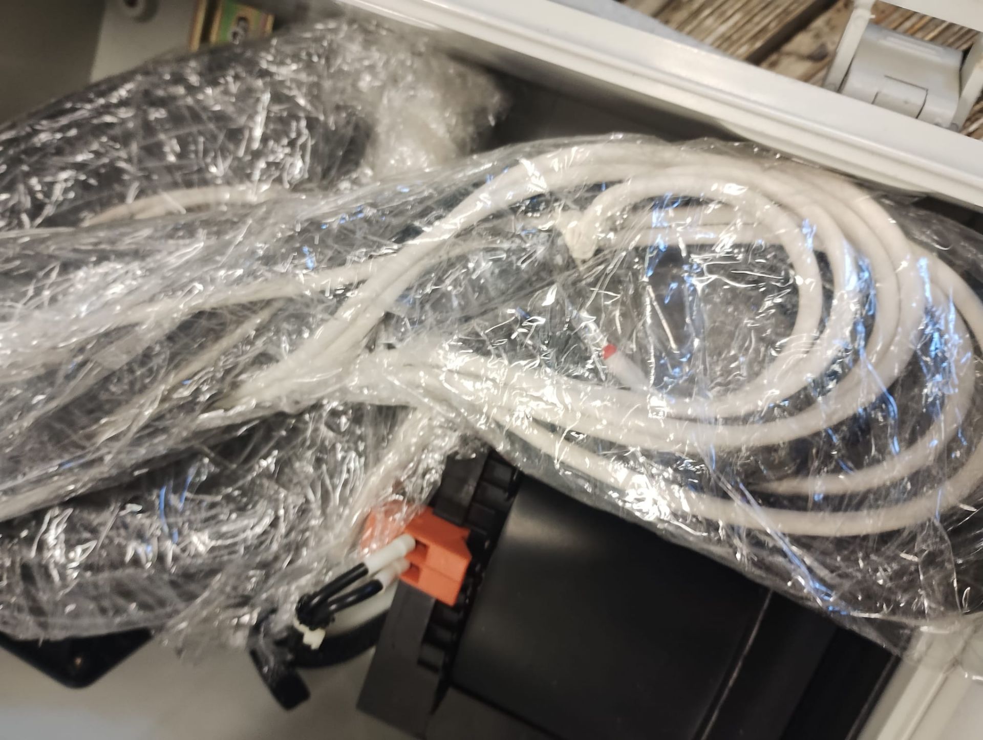 HEATING WIRE ELECTRIC BOX - JBK5-500 TRANSFORMER FITTED + ALL BOTTONS - C&D201811007 -NEW ALL CABLES - Image 4 of 9