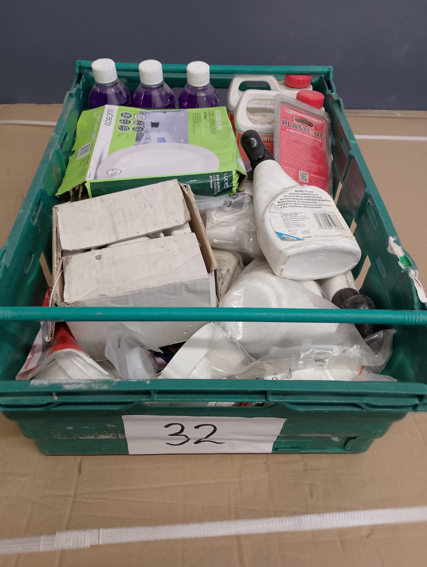 JOBLOT X 2 CRATES NUMBER 32 RESELLER CARBOOT MARKET - Image 2 of 12