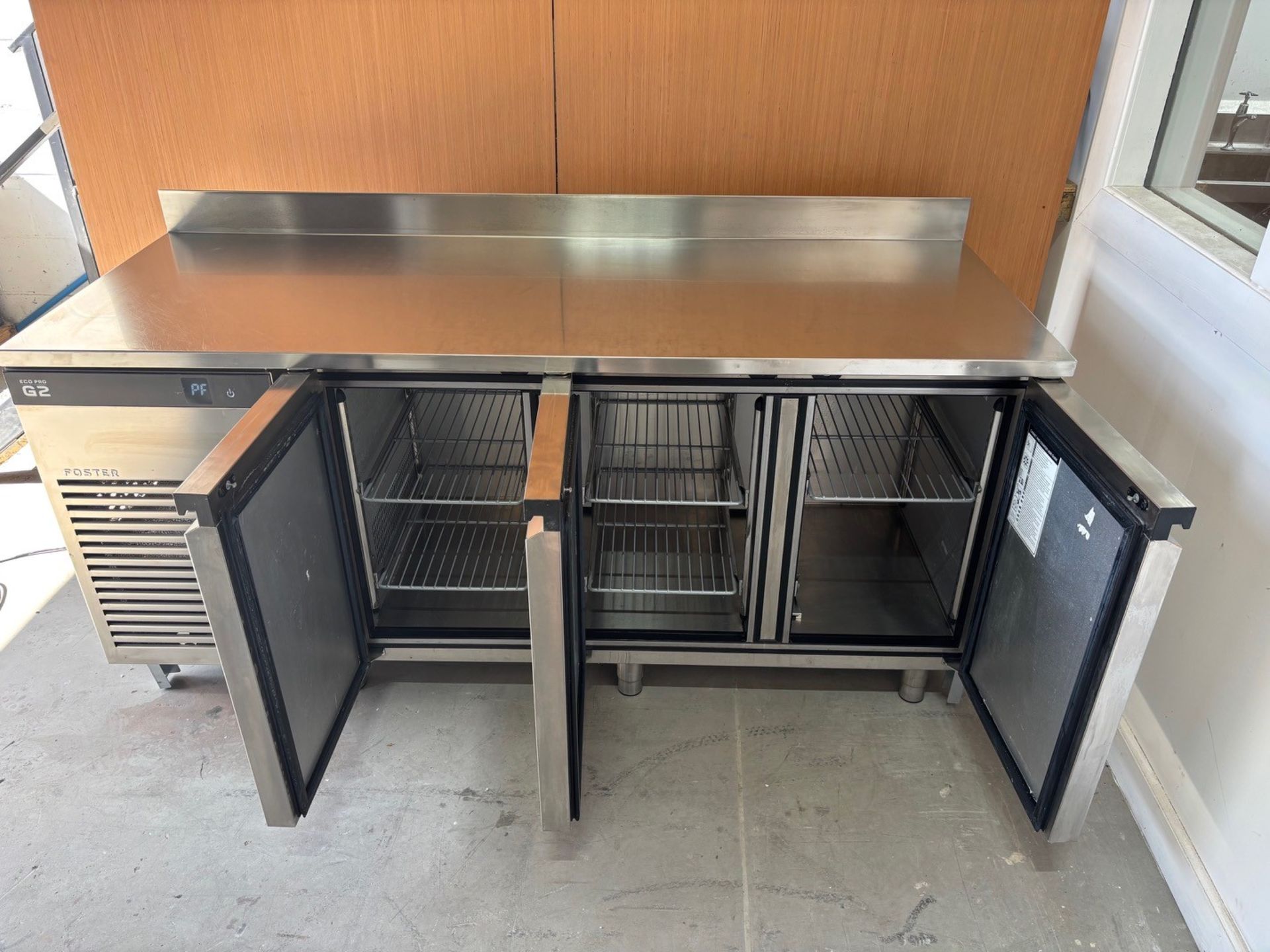 FOSTER COUNTERTOP 3 DOOR DELI DISPLAY FRIDGE COMMERCIAL USED - Image 5 of 6