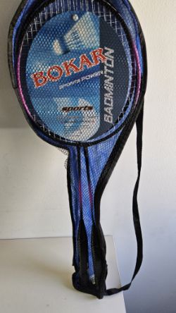 19 PC BADMINTON
