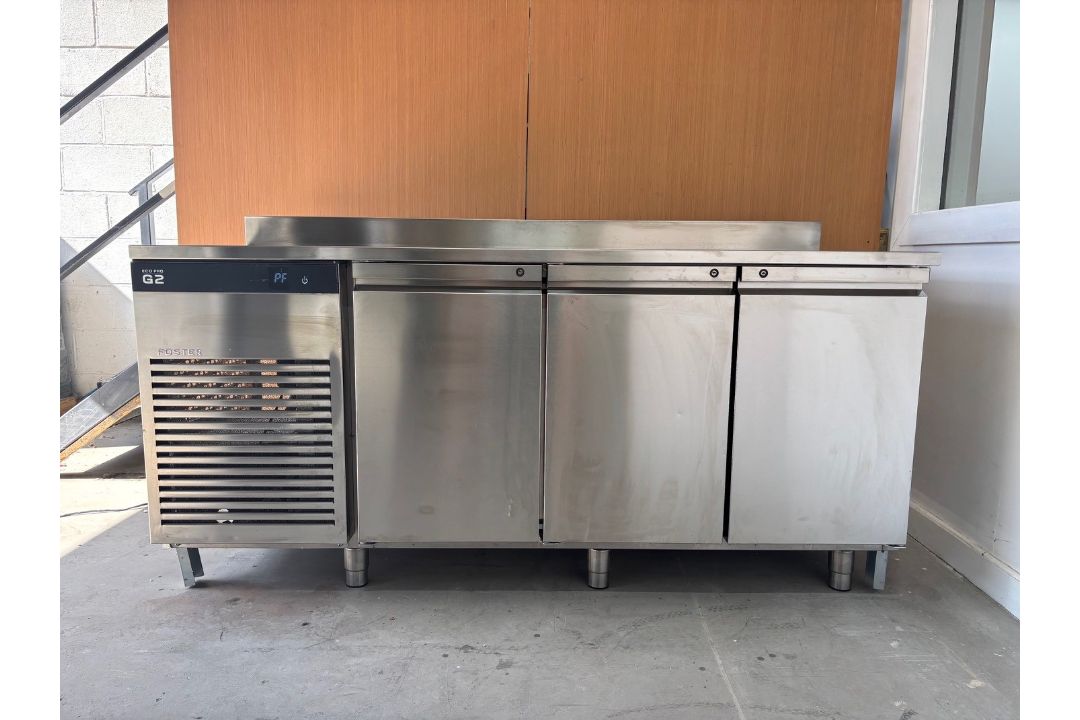 FOSTER COUNTERTOP 3 DOOR DELI DISPLAY FRIDGE COMMERCIAL USED - Image 2 of 6