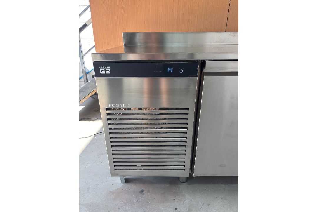 FOSTER COUNTERTOP 3 DOOR DELI DISPLAY FRIDGE COMMERCIAL USED - Image 4 of 6