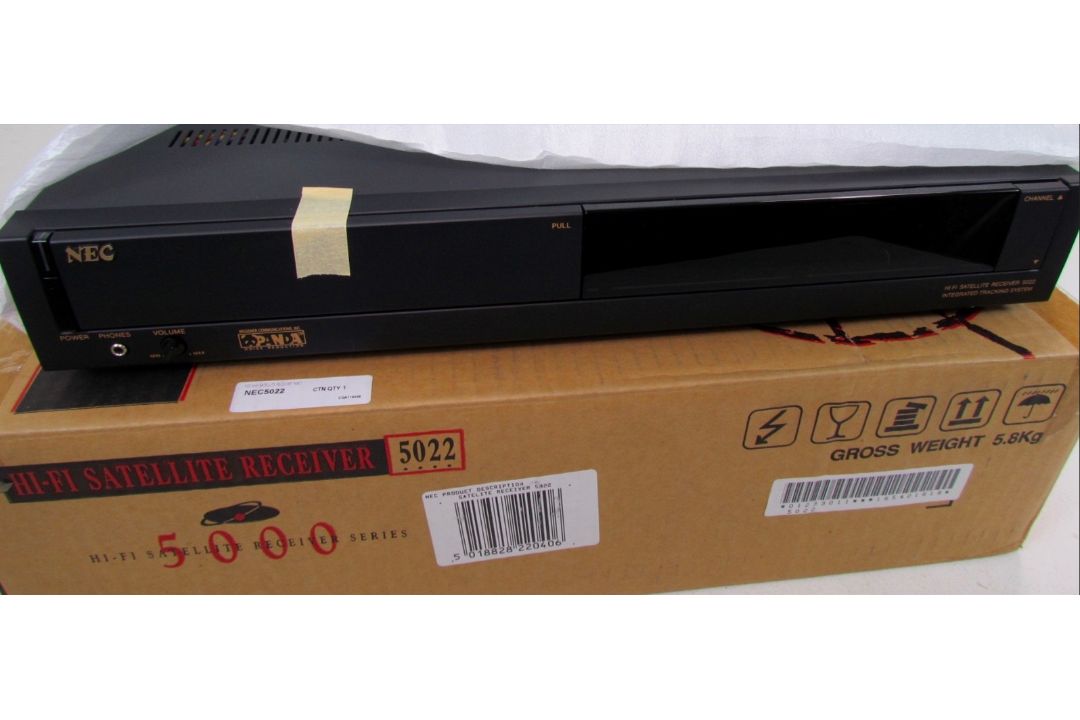 10 X NEC HI-FI SATELLITE RECEIVER