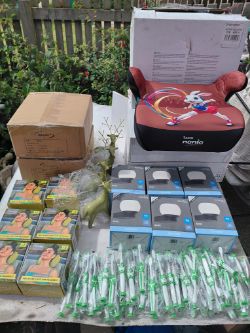 MARKET TRADERS PALLET BULK BUYS CAR SEATS SPA ACCESSORIES BATHROOM LIGHTS