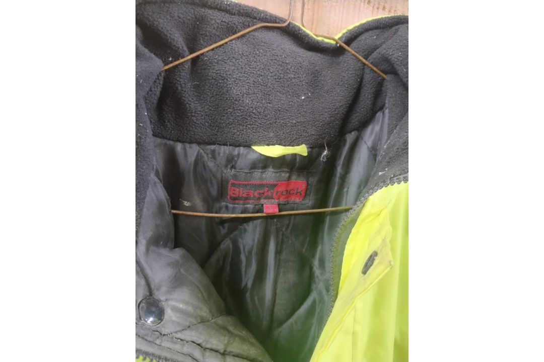 BLACKROCK - YELLOW HI VIZ JACKET - SIZE SMALL -USED GOOD CONDITION - Image 3 of 3