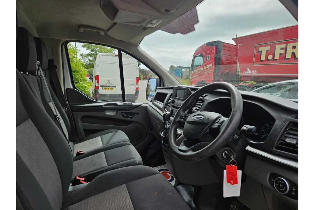 **(ONLY 73K MILEAGE)** 2021 FORD TRANSIT CUSTOM 300LEADER EBLUE L2H1 1996CC >>--NO VAT ON HAMMER--<< - Image 13 of 14