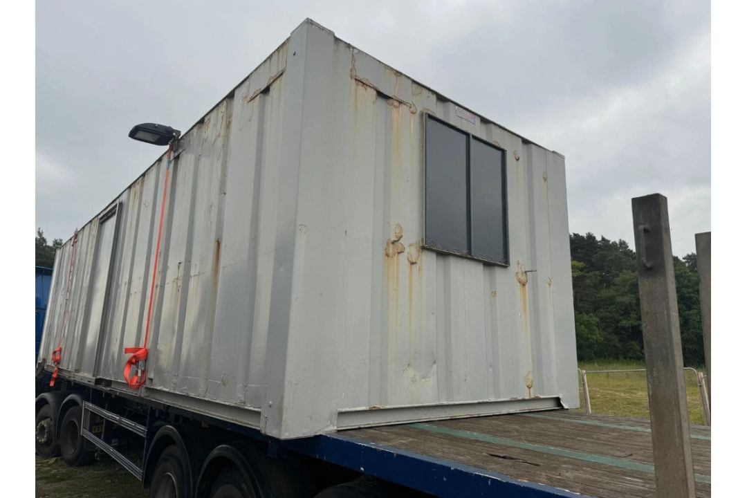 30FT X 10FT SITE OFFICE CABIN – PORTABLE OFFICE / WELFARE UNIT / STORAGE CABIN - Image 12 of 23