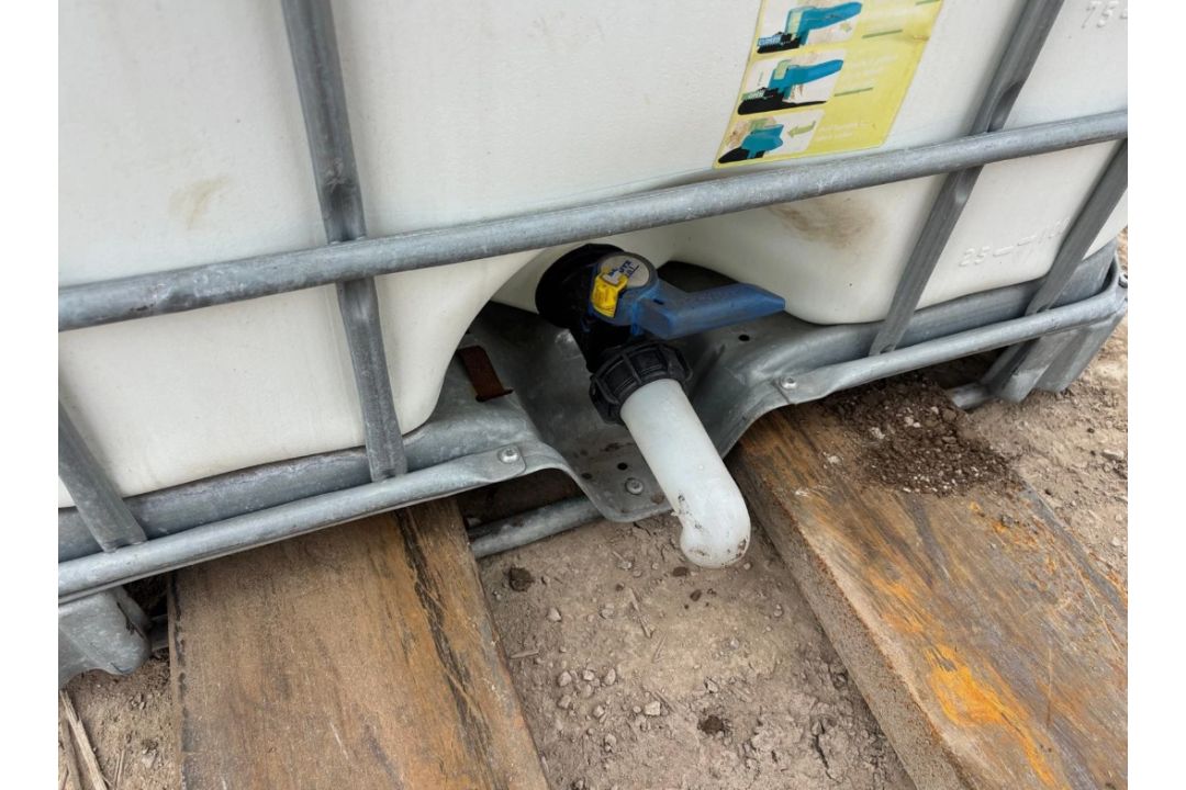 1000 LITRE MEG IBC TANKS – MONOETHYLENE GLYCOL BULK STORAGE CONTAINERS - Image 3 of 5