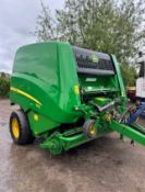 JOHN DEERE 960 BALER