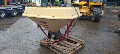 VICON VARI 820 FERT SPREADER