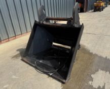 BAG FILLING BUCKET FOR JCB AND MANITOU TELEHANDLER