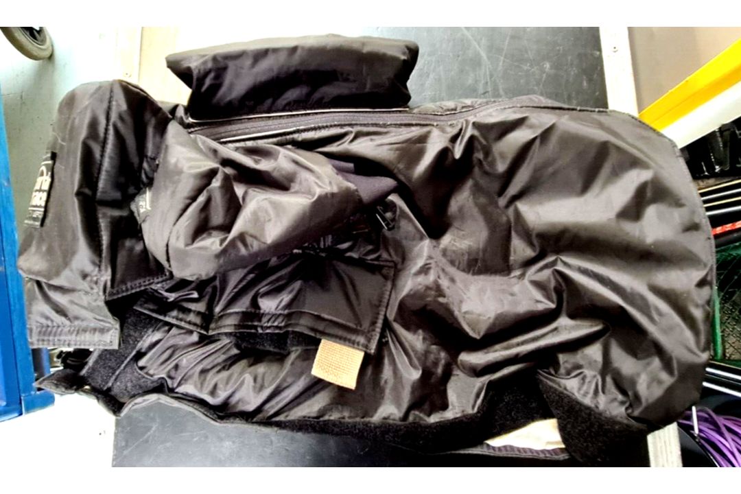 PORTA-BRACE POL-FS7 XL SONY FS-7 POLAR BEAR INSULATED WINTER BROADCAST CAMERA/TV - Image 3 of 4