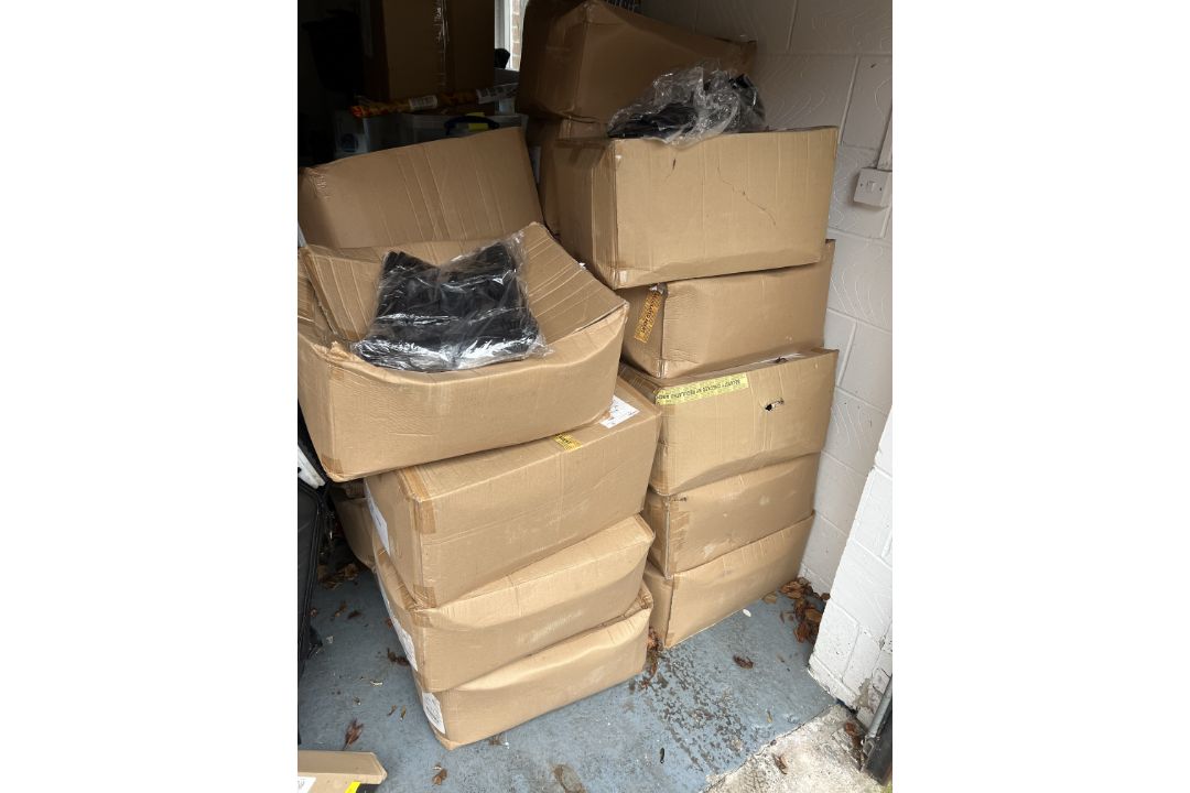 1000 INDIVIDUALLY SEALED FACE MASKS REUSABLE WASHABLE BLACK FACE MASKS - Image 3 of 3