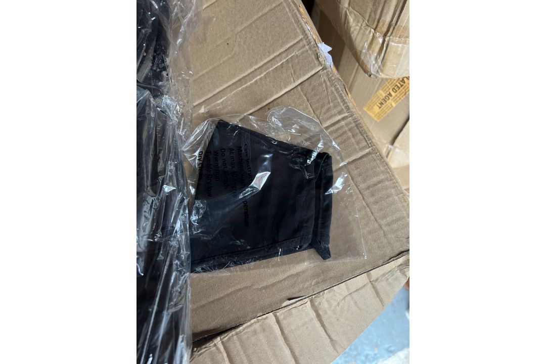 1000 INDIVIDUALLY SEALED FACE MASKS REUSABLE WASHABLE BLACK FACE MASKS - Image 1 of 3
