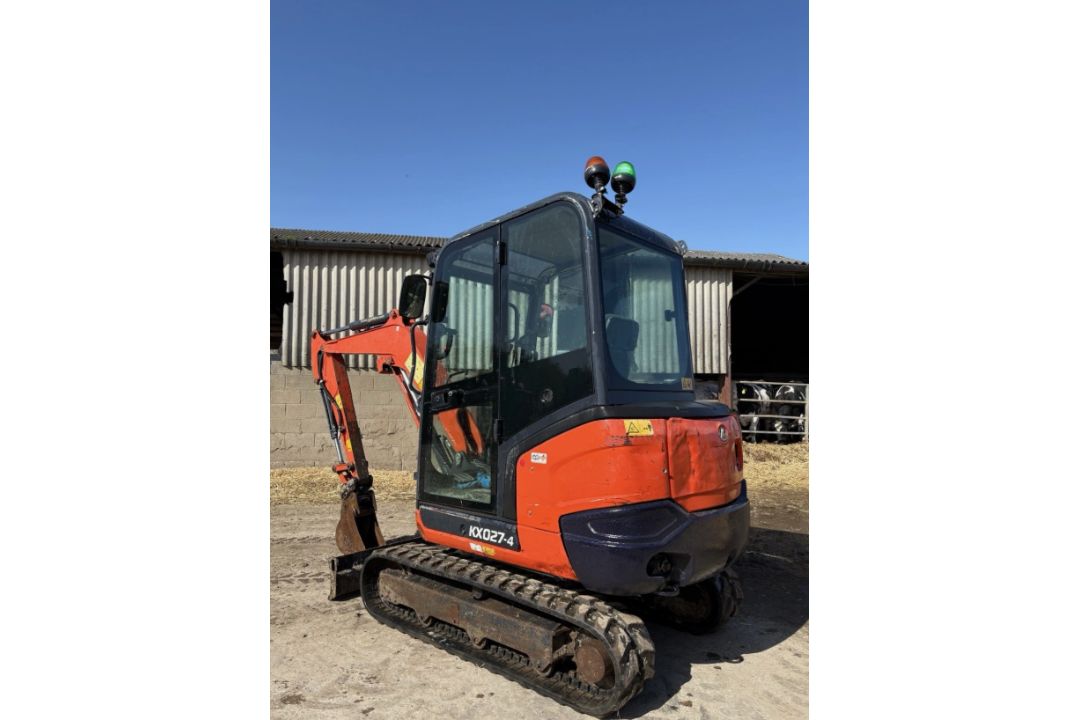 KUBOTA KX027-4 MINI EXCAVATOR - Image 3 of 14