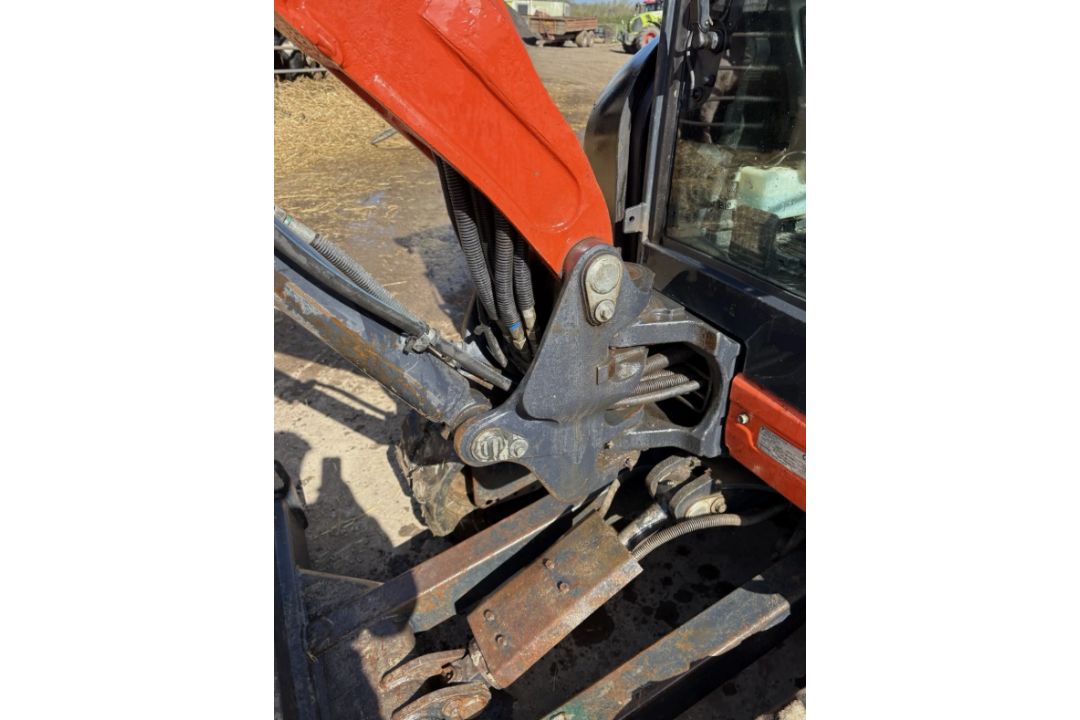 KUBOTA KX027-4 MINI EXCAVATOR - Image 8 of 14