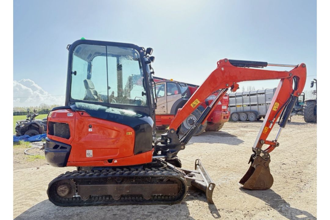 KUBOTA KX027-4 MINI EXCAVATOR - Image 5 of 14