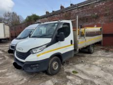 **(ONLY 84K MILEAGE)** 2023 IVECO DAILY 35S14B 2.3 DIESEL MANUAL CHASSIS CAB WHITE