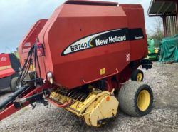 2004 NEW HOLLAND BR740 SUPER FEED BALER