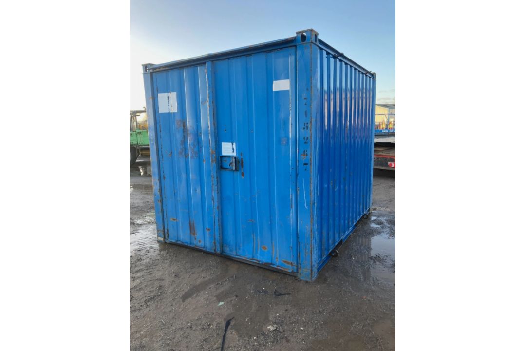 10 FT X 8 FT SHIPPING CONTAINER - Image 1 of 11