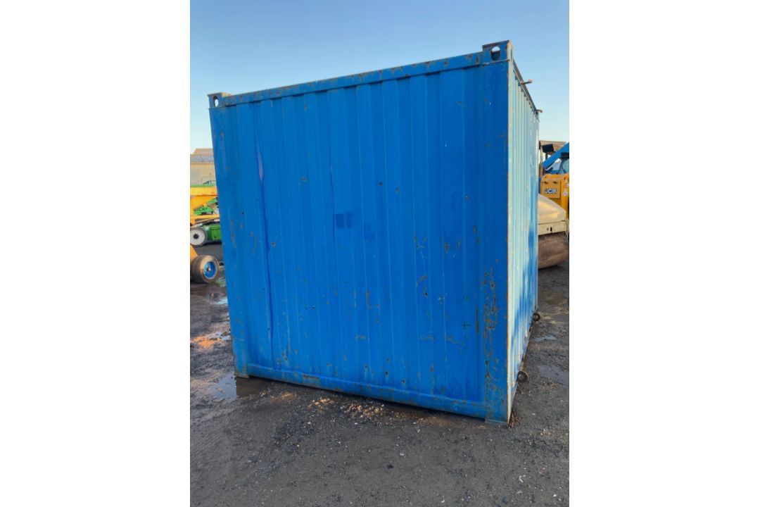 10 FT X 8 FT SHIPPING CONTAINER - Image 10 of 11