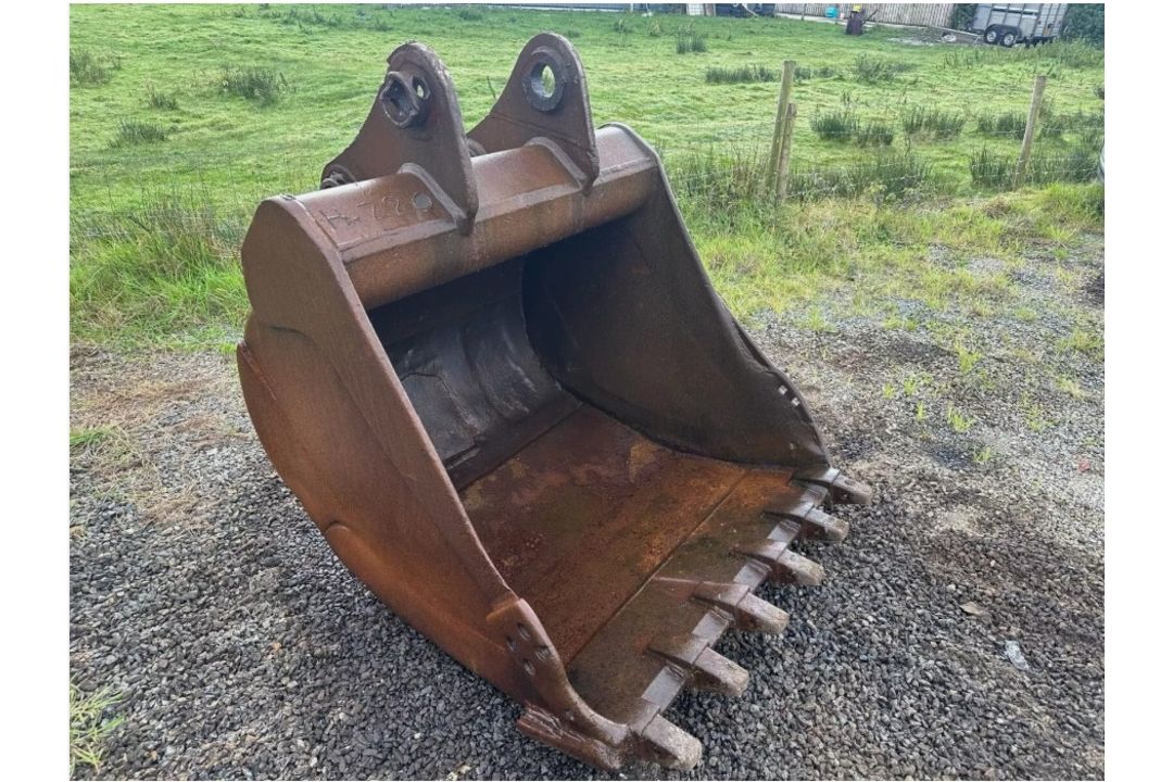 4FT 6IN DIGGING BUCKET – SUITS 20 TO 30-TON DIGGER - Image 2 of 6