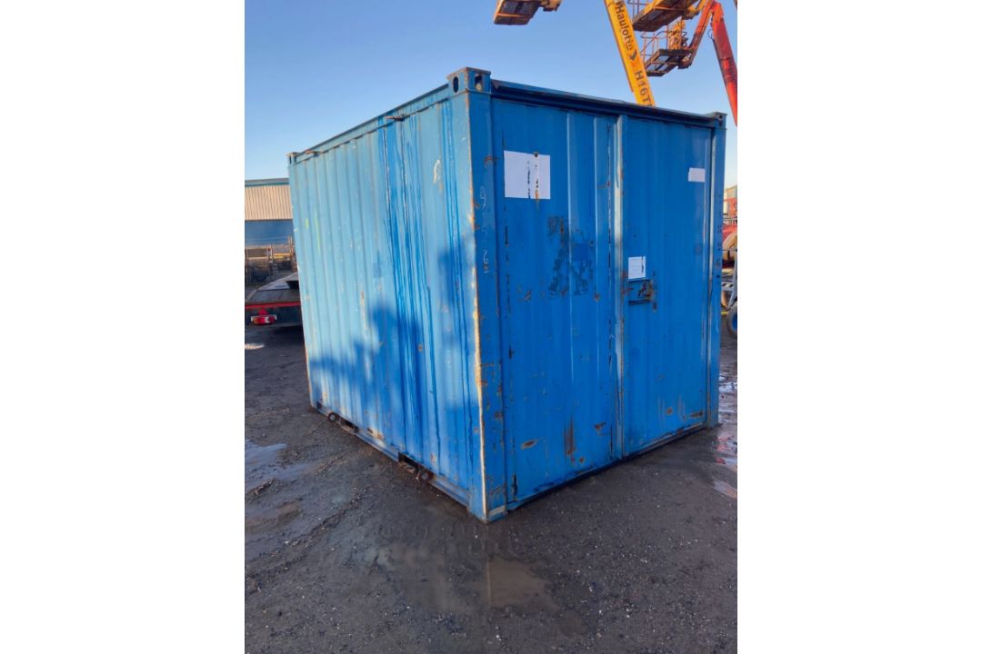 10 FT X 8 FT SHIPPING CONTAINER - Image 7 of 11