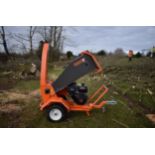 **NEW** COMPACT WOOD CHIPPER WITH INDEPENDENT ENGINE