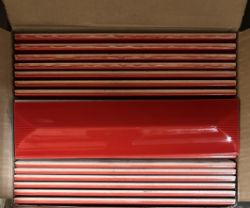 21 BXS VOGUE TOP ROJO BRILLO TILES 7.5 X 30CM