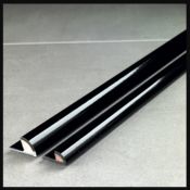 380 X BLACK ULTRA SHINE 7MM R.E. TRIM LENGTH 2.44M
