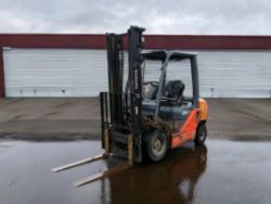 2015 TOYOTA 02-8FDF25 2.5 TON DIESEL FORKLIFT