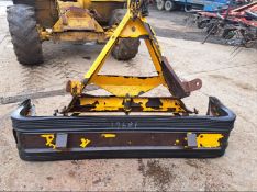 YARD SCRAPER