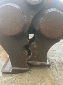 HEAVY DUTY CONCRETE PULVERISER DEMOLITION MUNCHER CRUSHER ATTACHMENT 80MM PINS