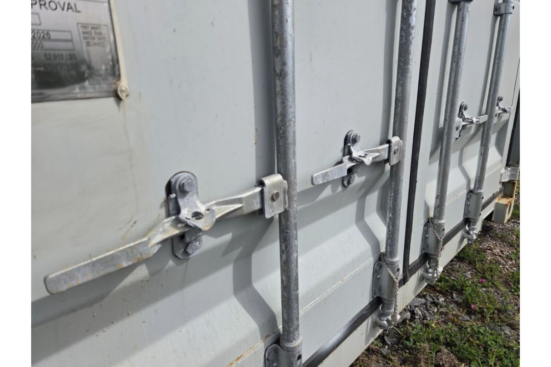 NEW 2026 40FT SIDE OPENING SHIPPING CONTAINER - Image 9 of 15