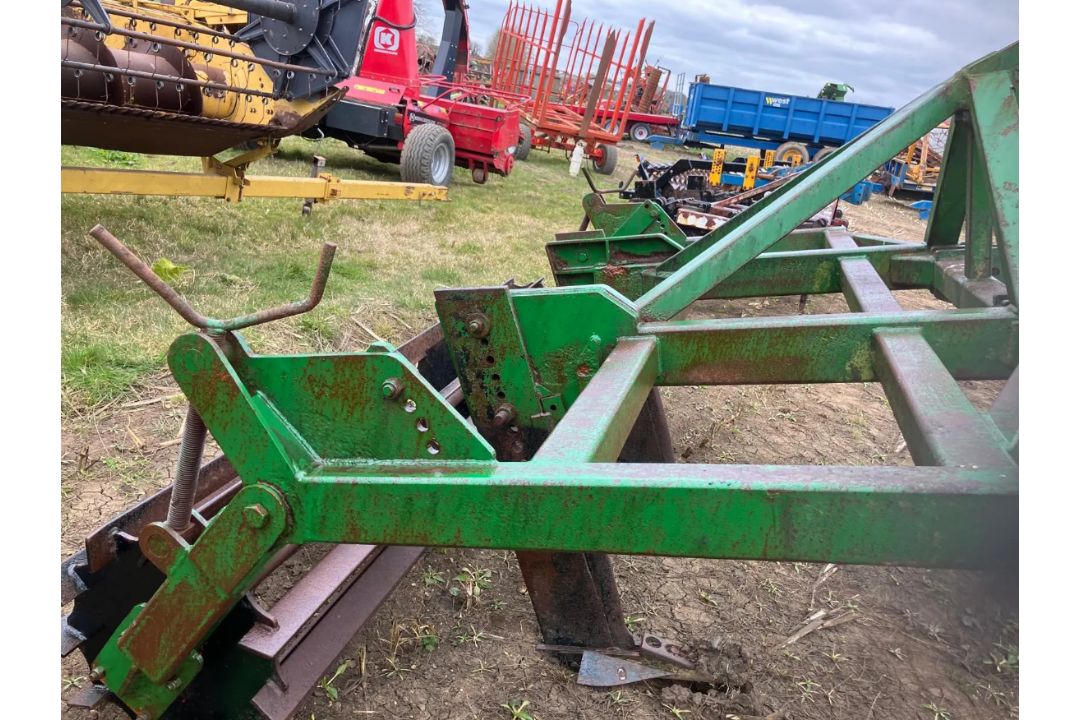 TWIN LEG SUBSOILER - Image 7 of 10