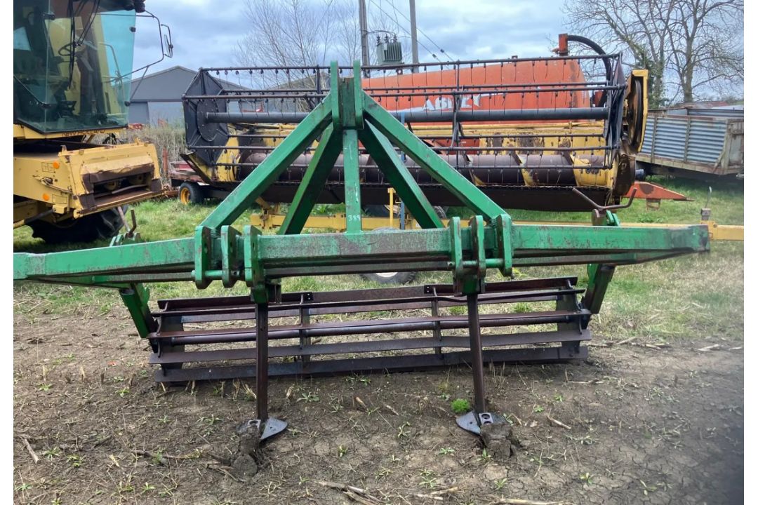 TWIN LEG SUBSOILER - Image 1 of 10