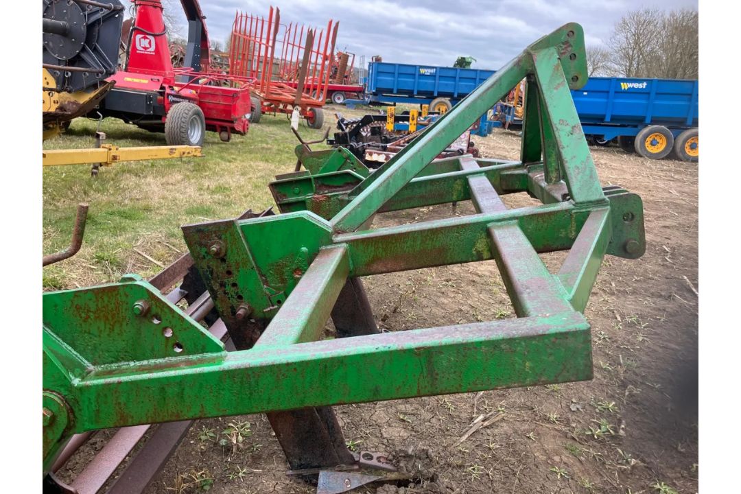 TWIN LEG SUBSOILER - Image 10 of 10