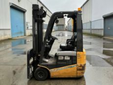 **(INCLUDES CHARGER)** 2014 UNICARRIERS AS1N1L15T FORKLIFT