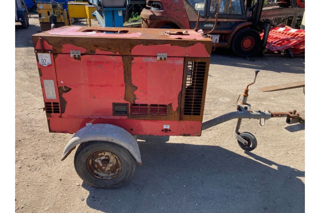 MILLER PANTHER MFW307 GENERATOR WELDER - Image 2 of 7