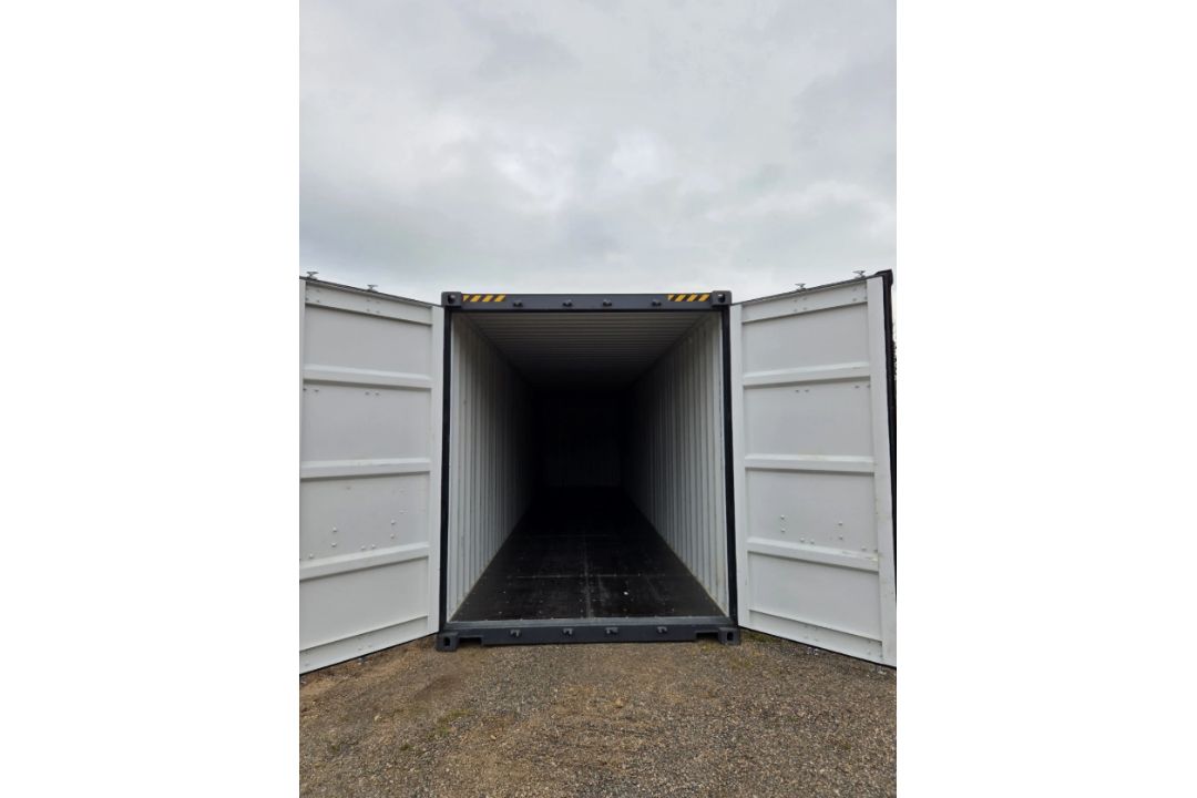 NEW 40FT SHIPPING CONTAINERS – 2025 ONE TRIP UNITS - Image 10 of 14