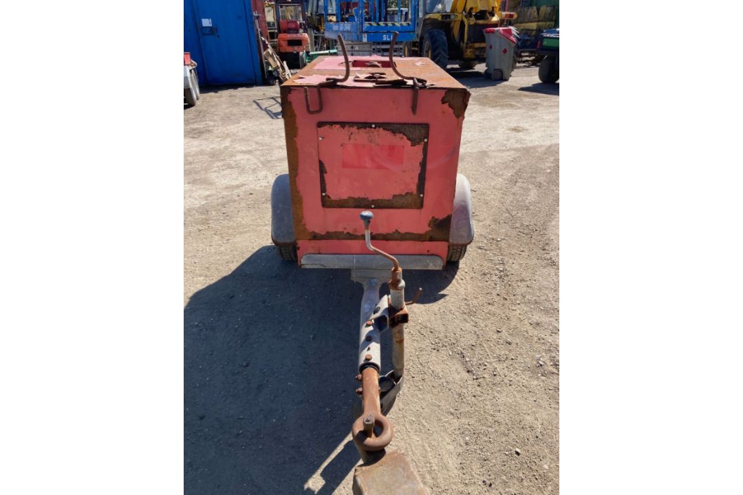 MILLER PANTHER MFW307 GENERATOR WELDER - Image 3 of 7